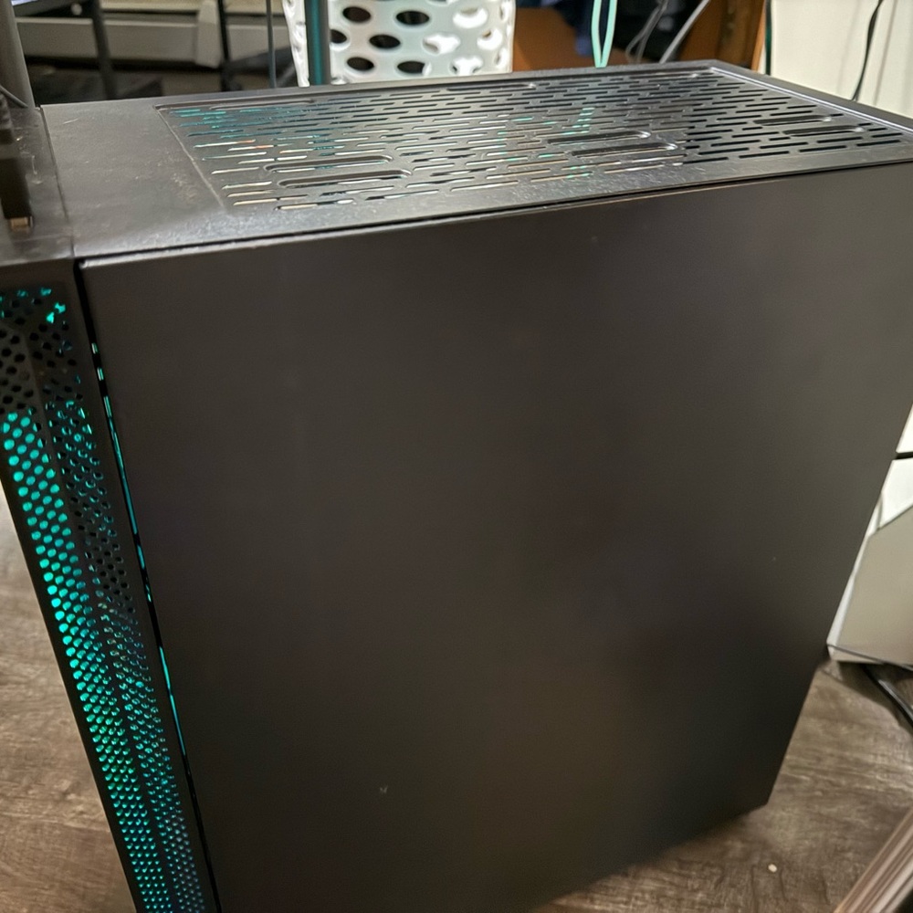 Gaming pc - Picture 2 of 4